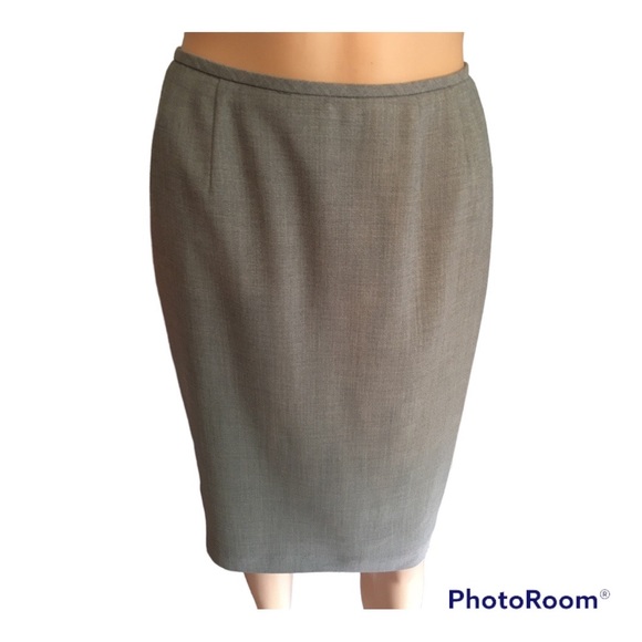 Kasper ASL Petite Grey Suit in 2P - Picture 9 of 12